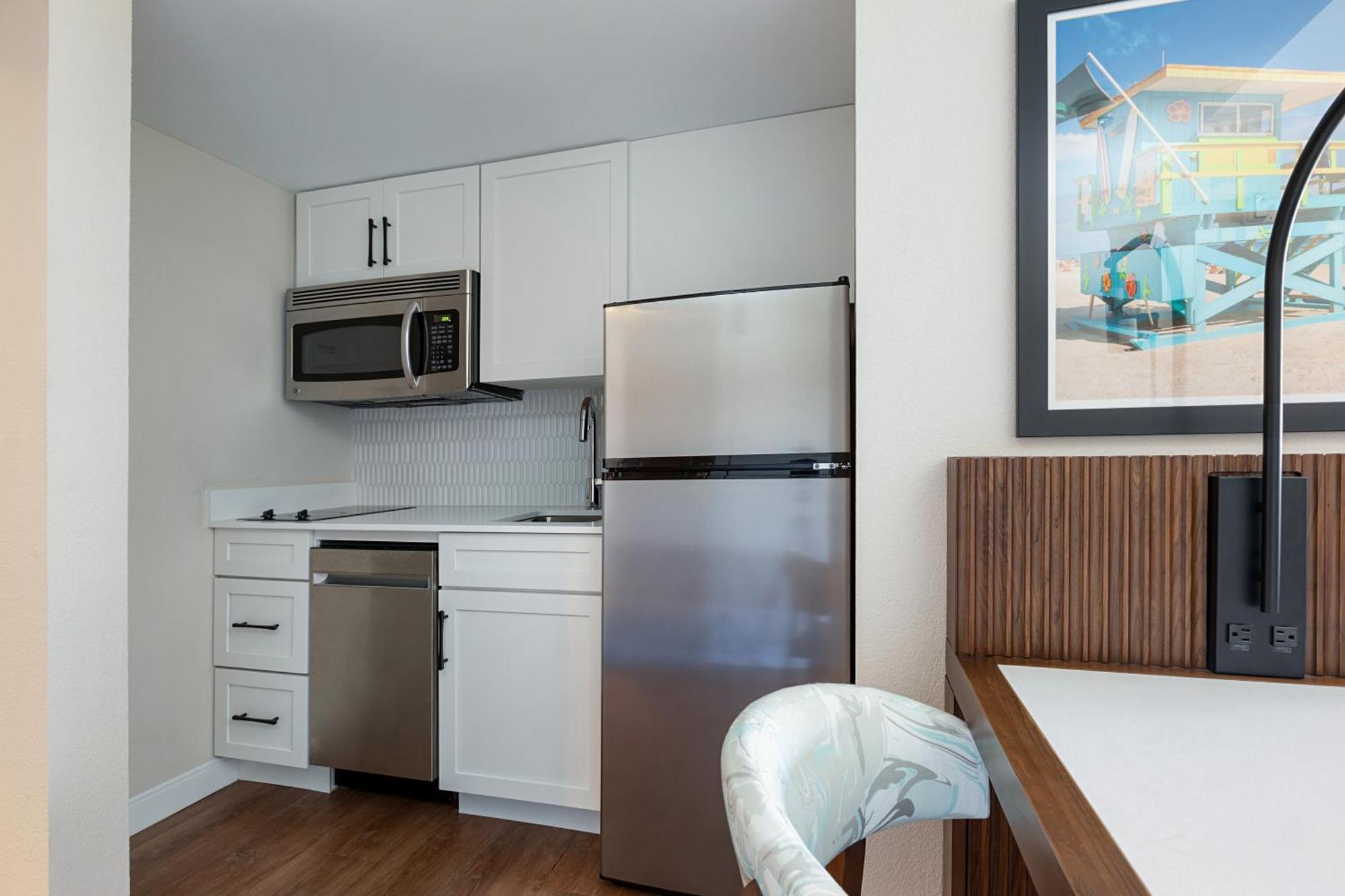דלריי ביץ' The Atlantic Suites On The Ave מראה חיצוני תמונה